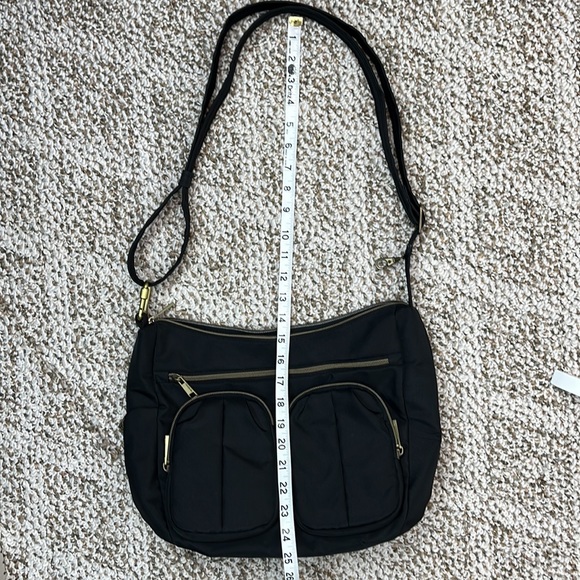 Travelon Black Women's Shoulder Bag - Picture 13 of 16